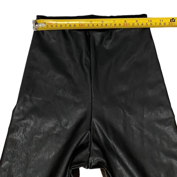 Commando Black Faux Leather Leggings Black Ankle  Length Petite Small Textured - Picture 7 of 12